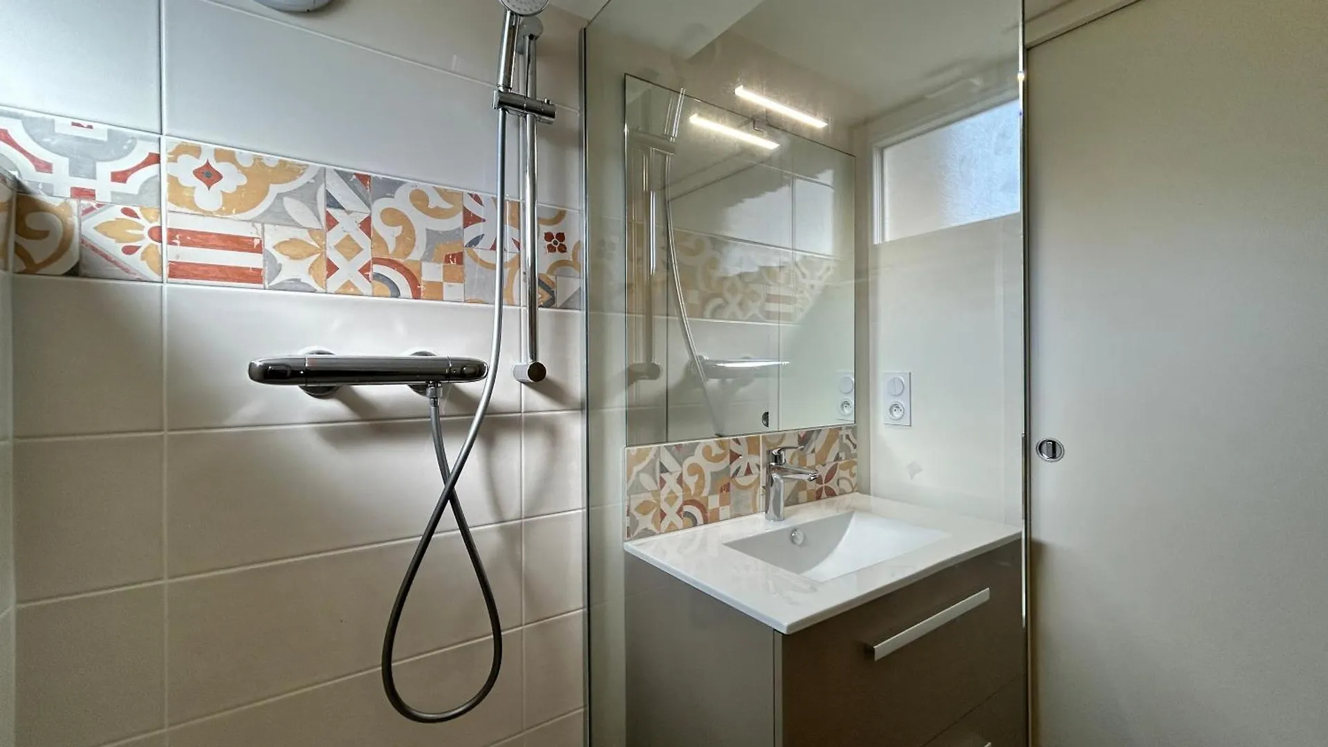 פרהל 357 - Appartement T3 A 100M De L'Anse Du Croc. צרפת